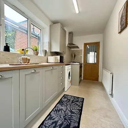 Walkers Row Apartment