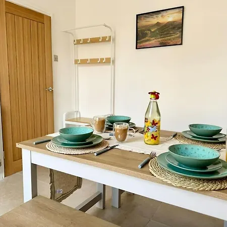 아파트 Walkers Row