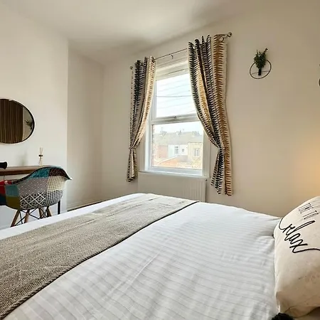 Walkers Row * Гисборо