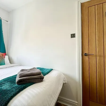 Walkers Row * Гисборо